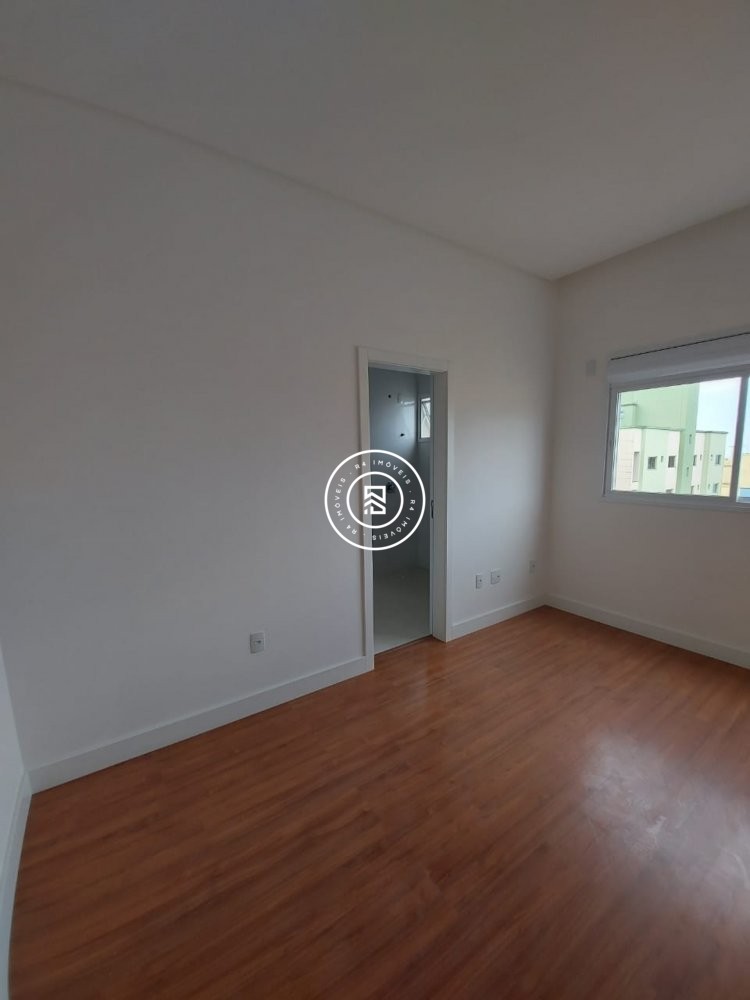 Apto Novo Altssimo Padro 