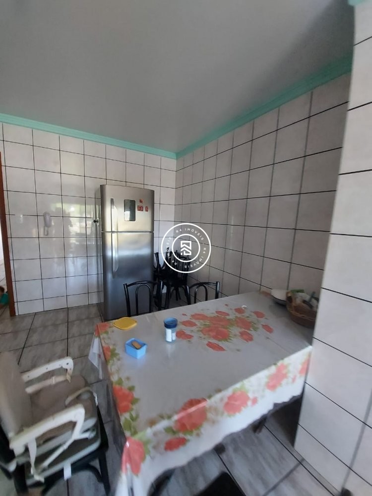 Cobertura Quadra Mar