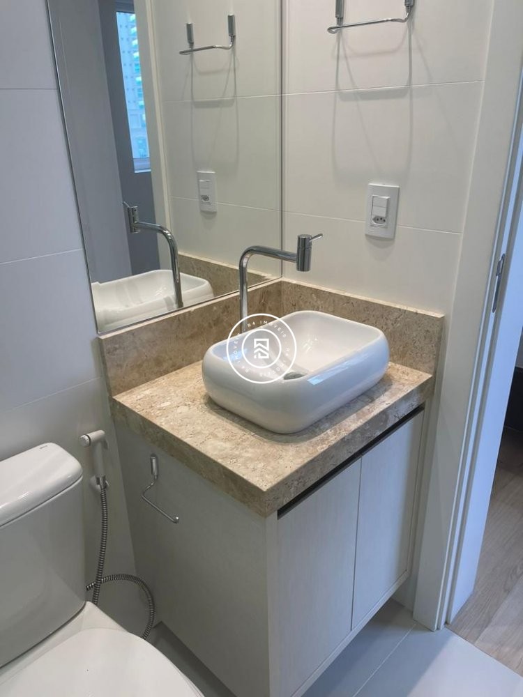 2 sutes com moblia em Itapema