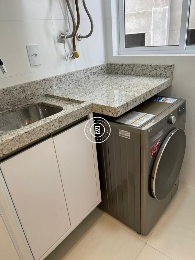 2 sutes com moblia em Itapema