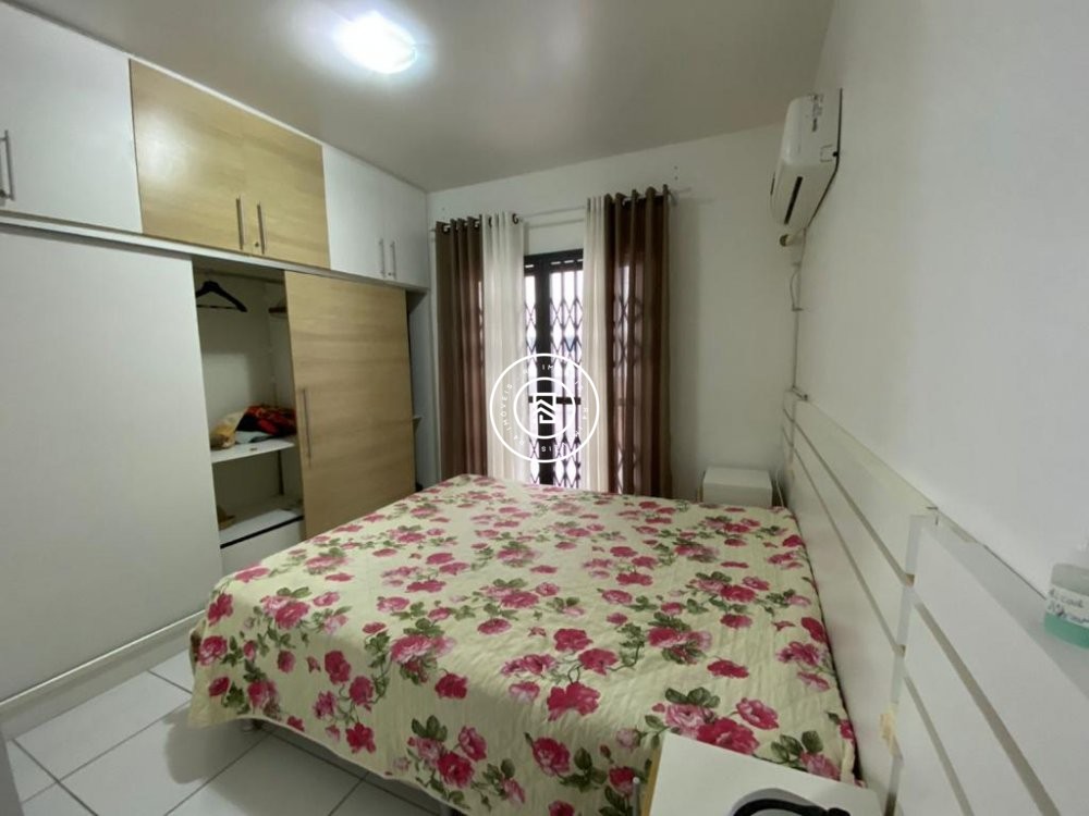 Apto 1 sute + 1 dorm. na Meia Praia