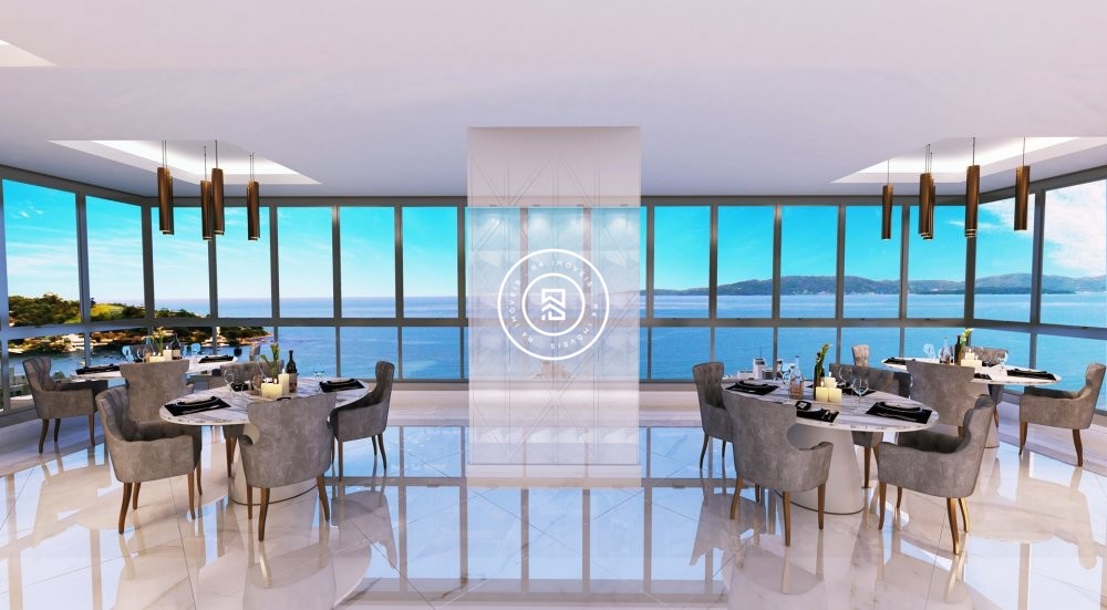 Apto na planta, 3 sutes, no corao de Itapema