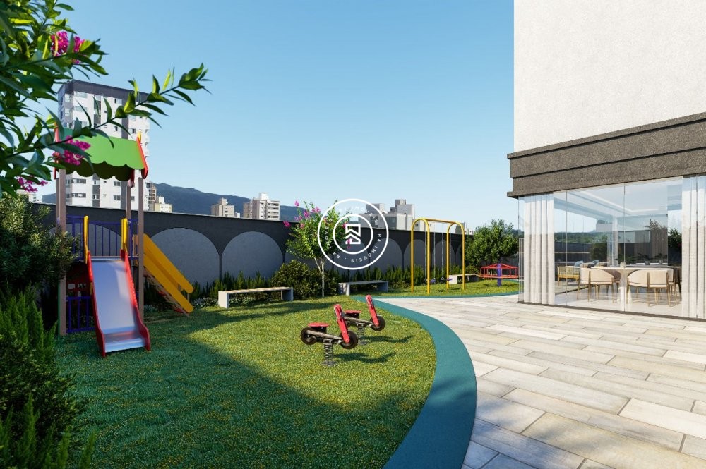 Apto 03 sutes e 03 vagas na Meia Praia