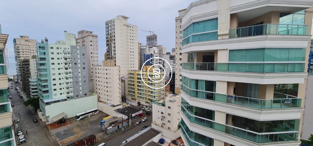 Apto 3 sutes com excelente localizao