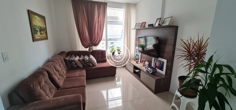 Apto 3 sutes com excelente localizao