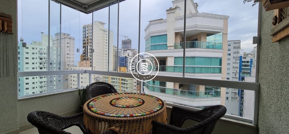 Apto 3 sutes com excelente localizao