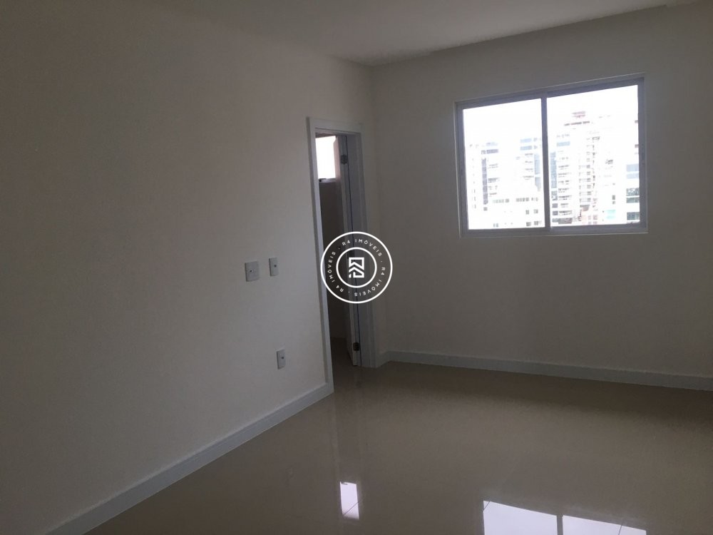 Apartamento com 04 sutes em Itapema