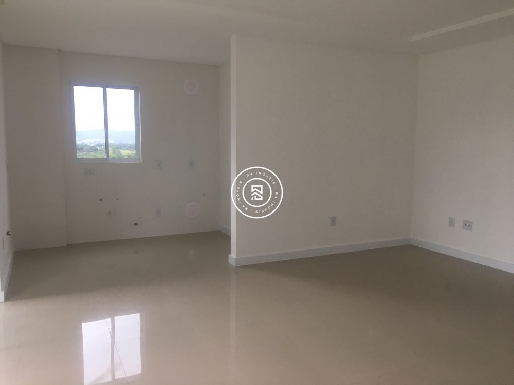 Apartamento com 04 sutes em Itapema