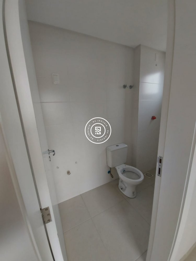 Apartamento com 02 dormitrios no Morretes