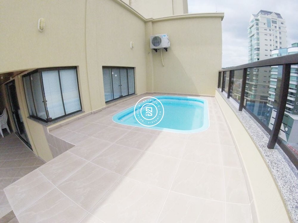 Cobertura Duplex no Centro de Itapema