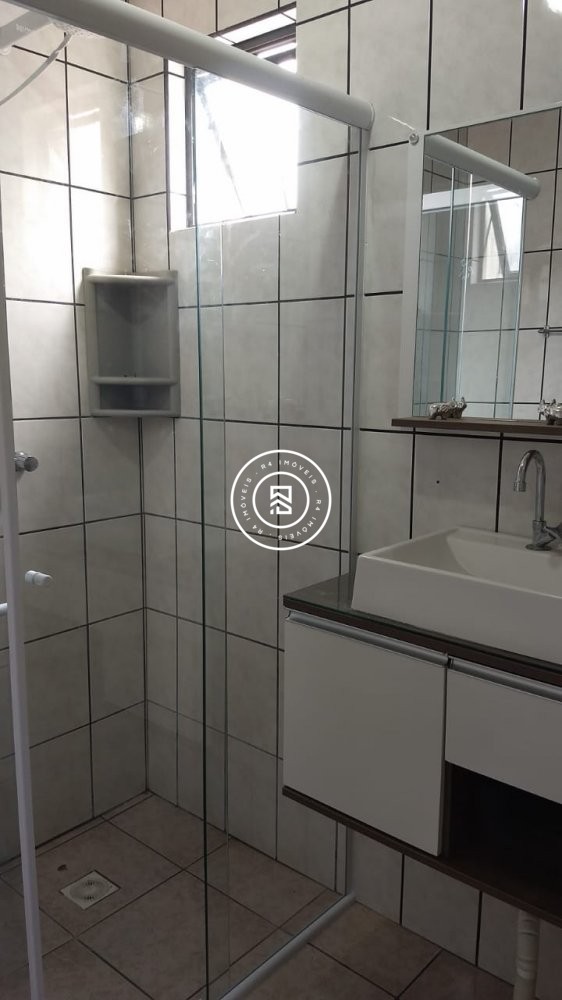 1 sute + 1 dorm. na Meia Praia