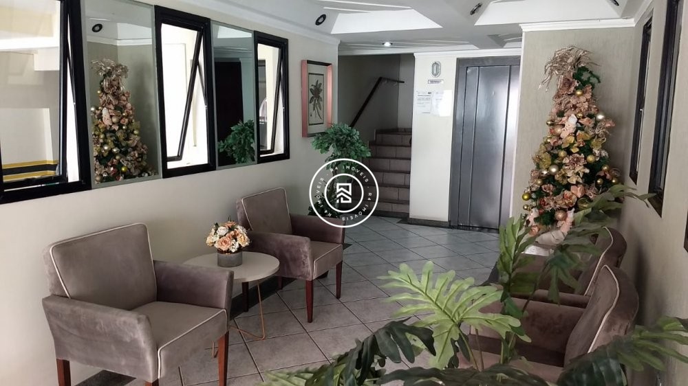 1 sute + 1 dorm. na Meia Praia