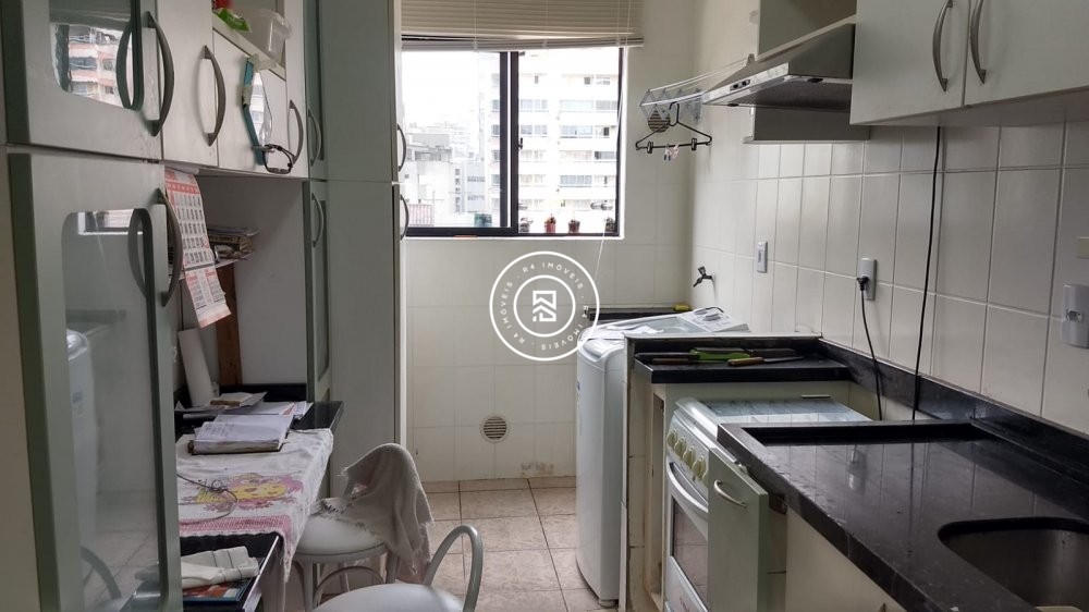 1 sute + 1 dorm. na Meia Praia