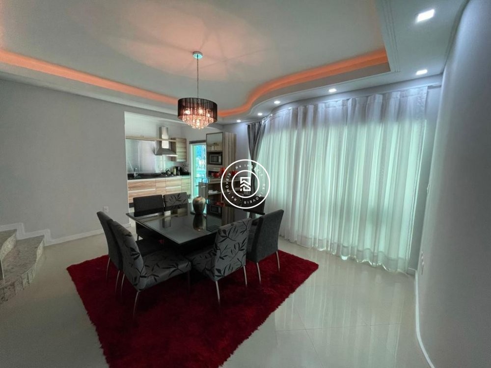 Apto mobiliado e decorado a 300m do Mar