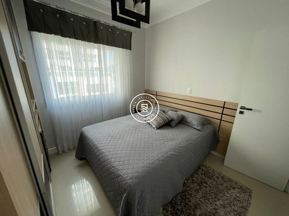 Apto mobiliado e decorado a 300m do Mar