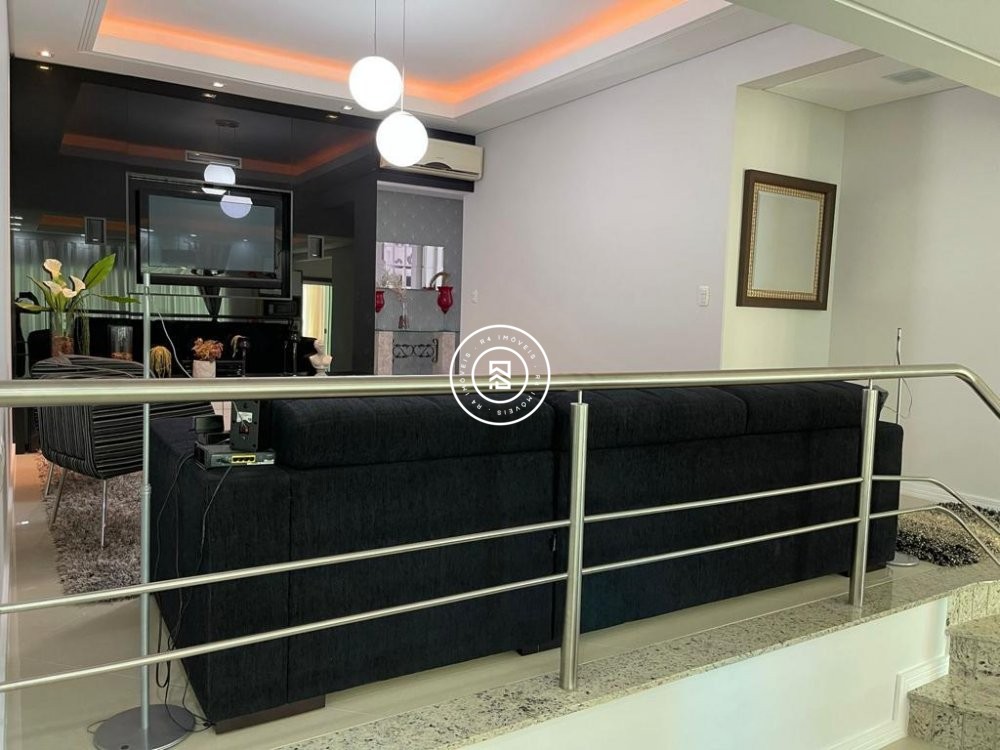 Apto mobiliado e decorado a 300m do Mar