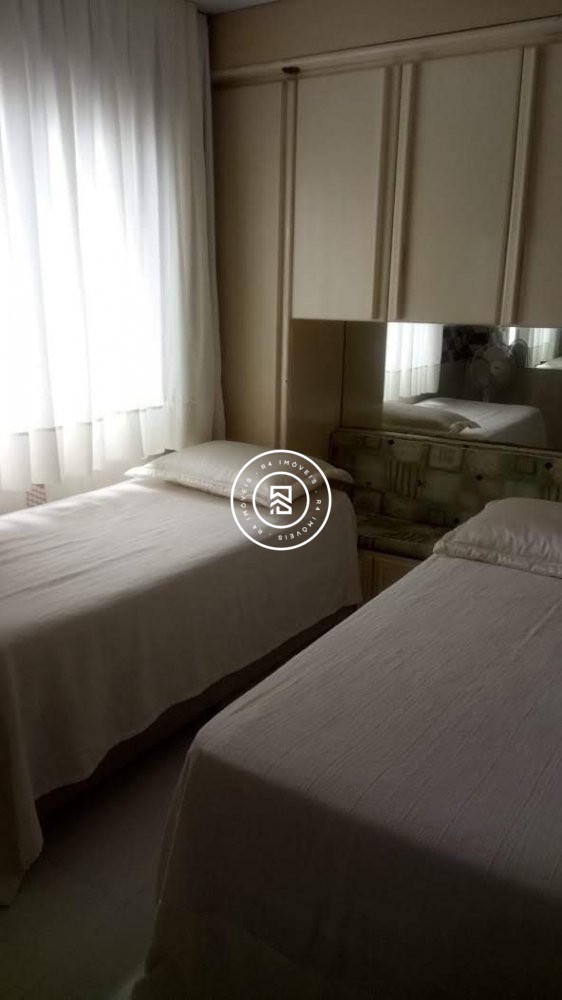 Apto 3 dormitrios sendo 1 sute mobiliado