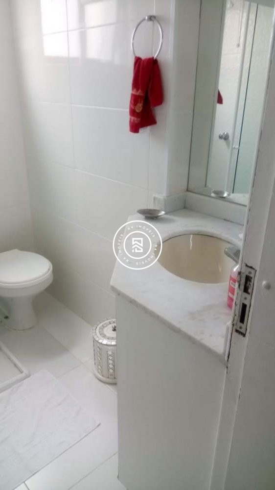 Apto 3 dormitrios sendo 1 sute mobiliado