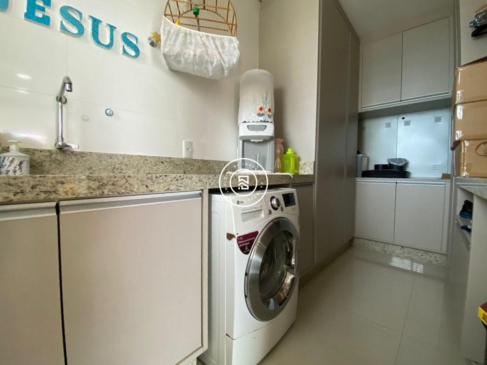 Apto mobiliado e decorado a 300m do Mar