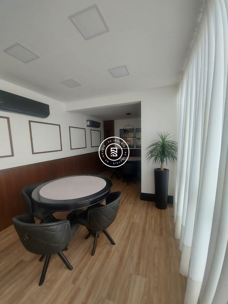 APTO NOVO NA MEIA PRAIA