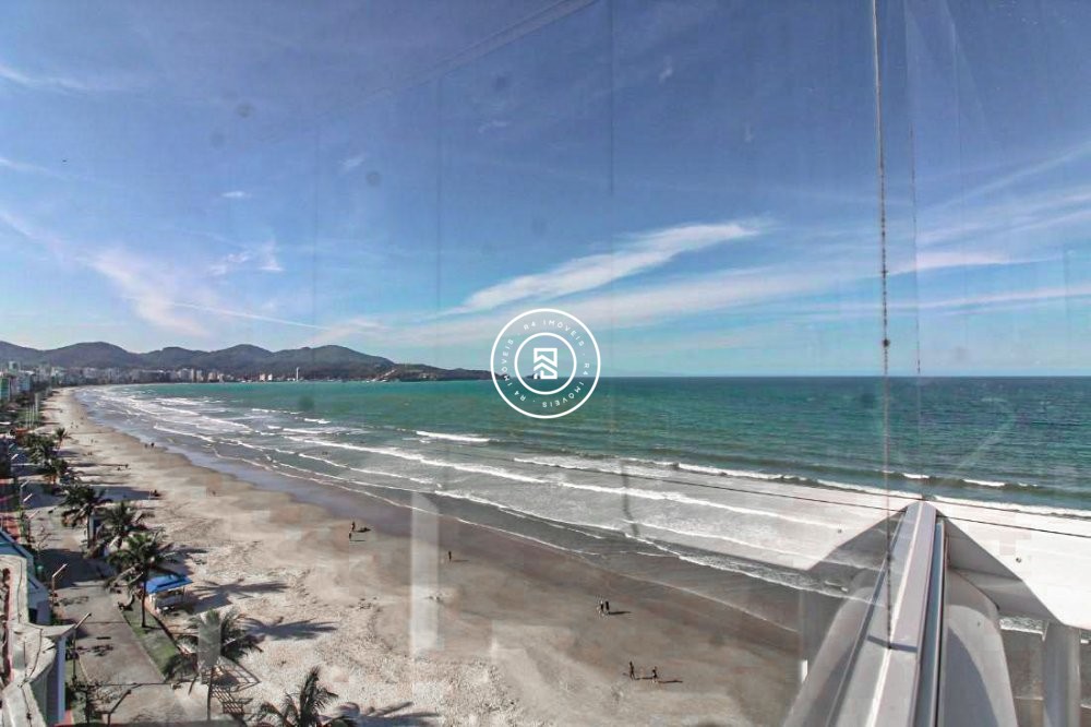 P NA AREIA COM TRS SUTES