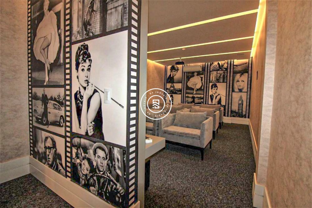 P NA AREIA COM TRS SUTES