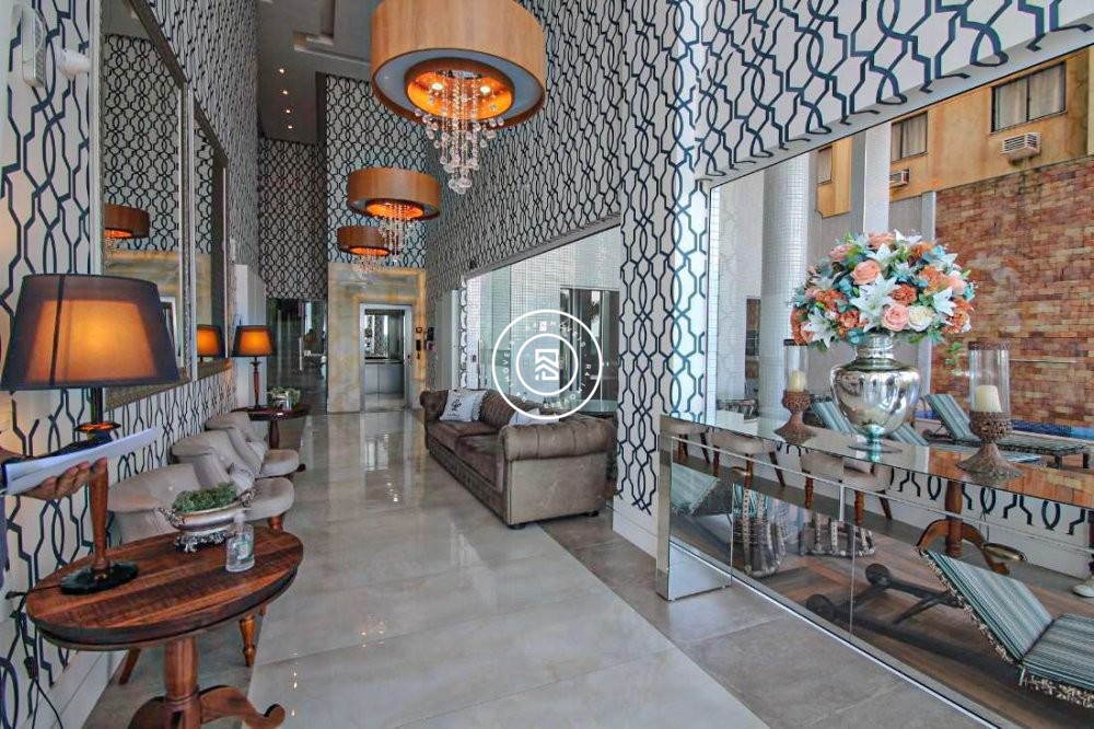 P NA AREIA COM TRS SUTES