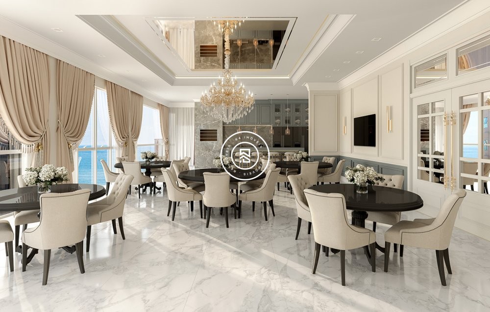 APTO QUADRA-MAR COM TRS SUTES