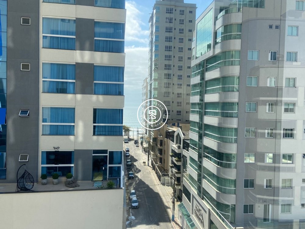 APTO NOVO NA MEIA PRAIA 