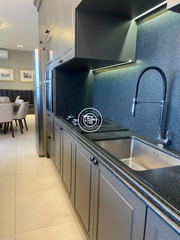 APTO NOVO NA MEIA PRAIA 