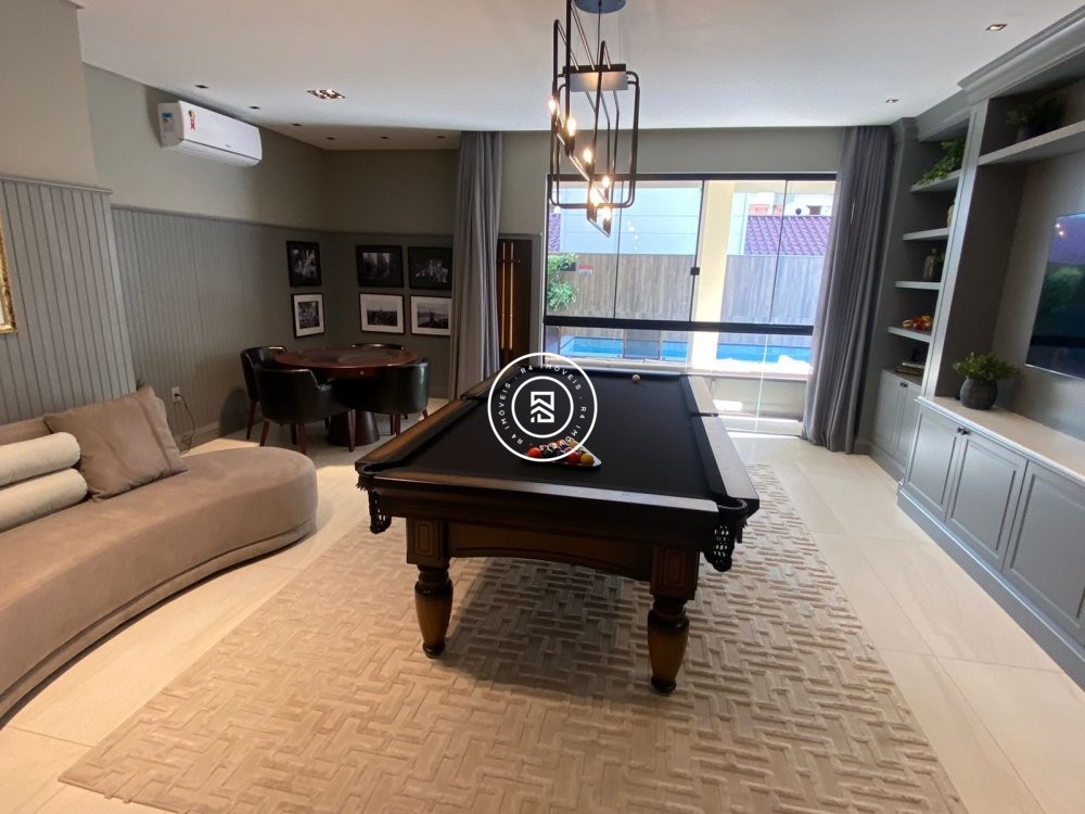 APTO NOVO NA MEIA PRAIA 