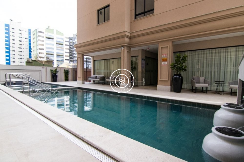 APTO NOVO NA MEIA PRAIA