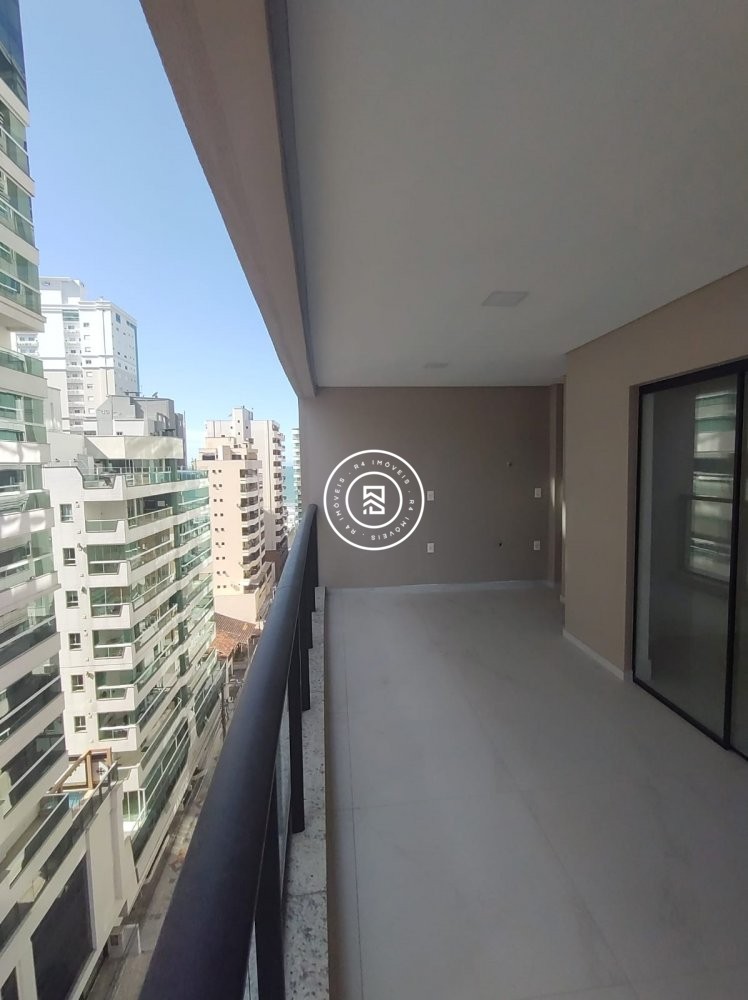 APTO NOVO NA MEIA PRAIA