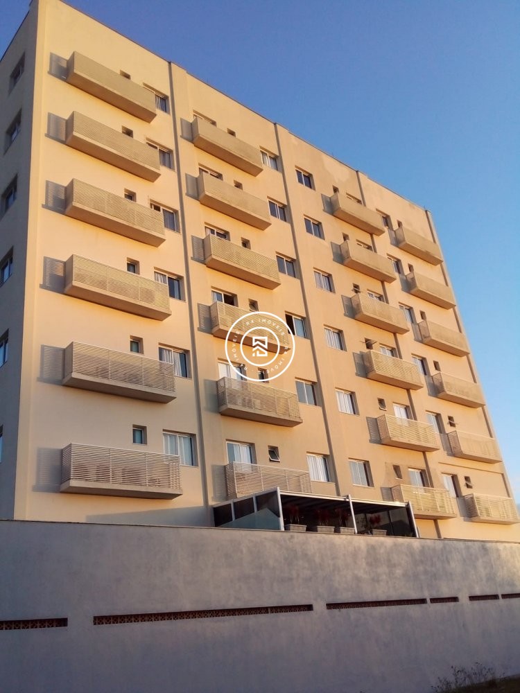 Apartamento com 03 Dormitrios no Perequ