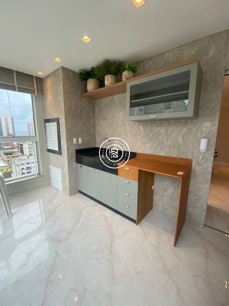 Apto 3 Sutes Finamente Mobiliado