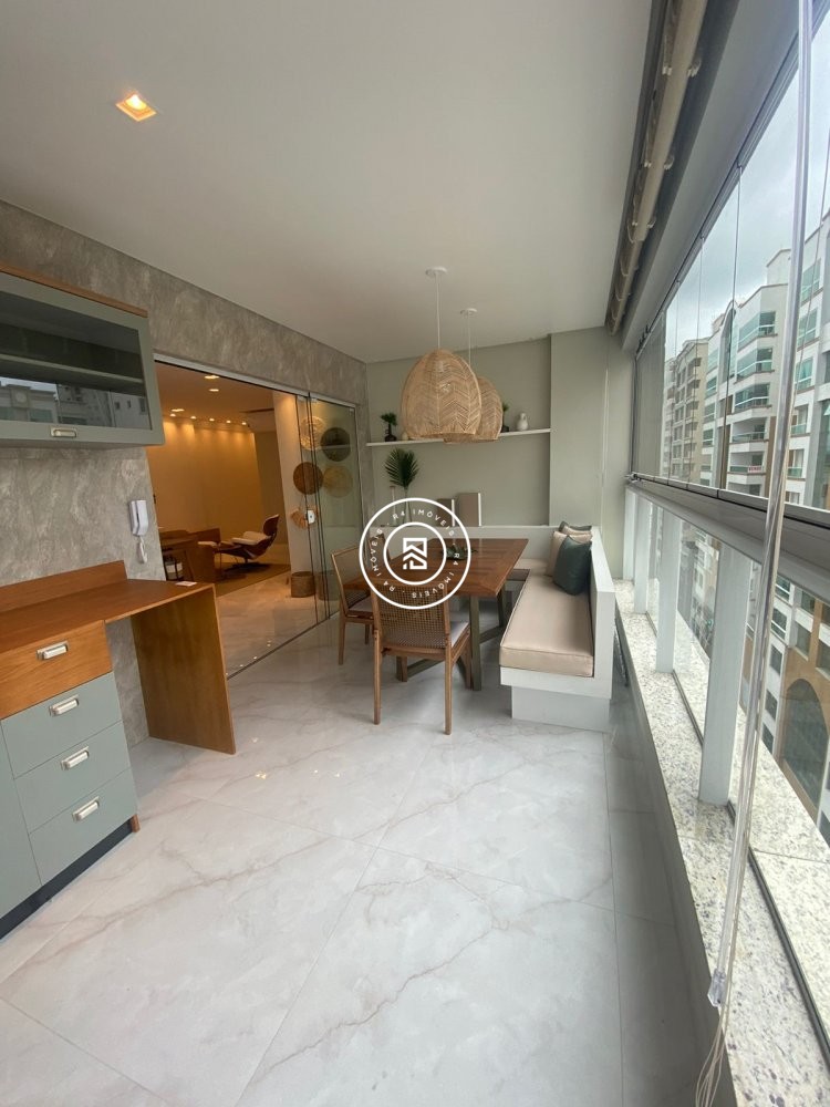 Apto 3 Sutes Finamente Mobiliado