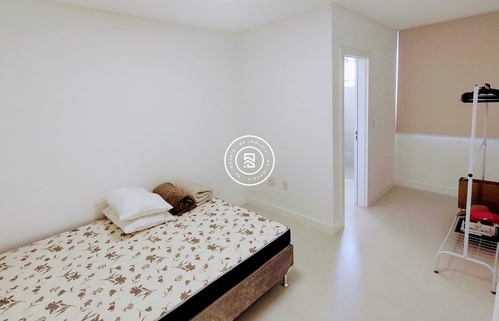 Apto Pronto para Morar em Meia Praia