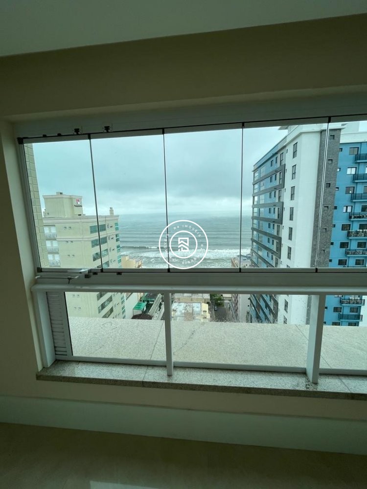 Apto Novo na Quadra-Mar