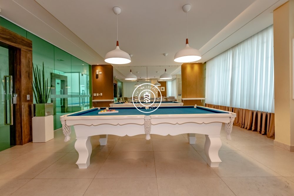 Apto Finamente Mobiliado na Quadra Mar