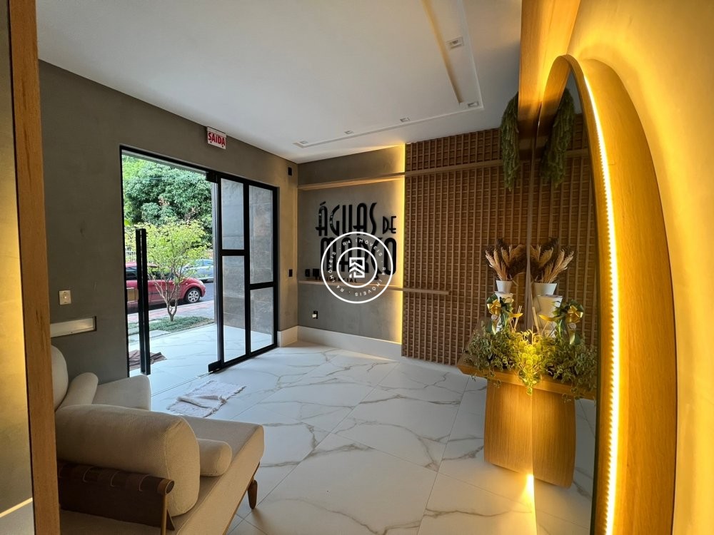 Apartamento Novo na Meia Praia