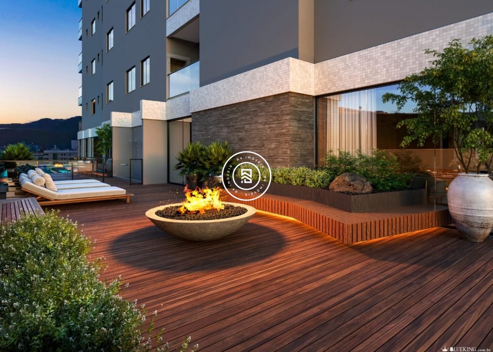 Apartamento em Construo no bairro Morretes