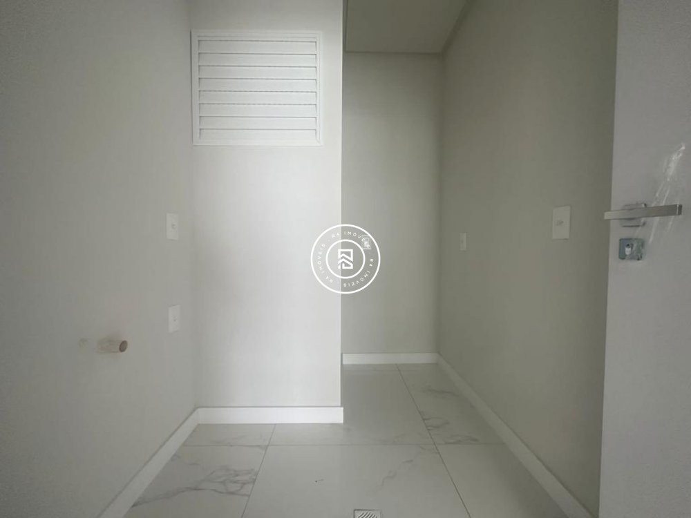 Apartamento novo no Perequ