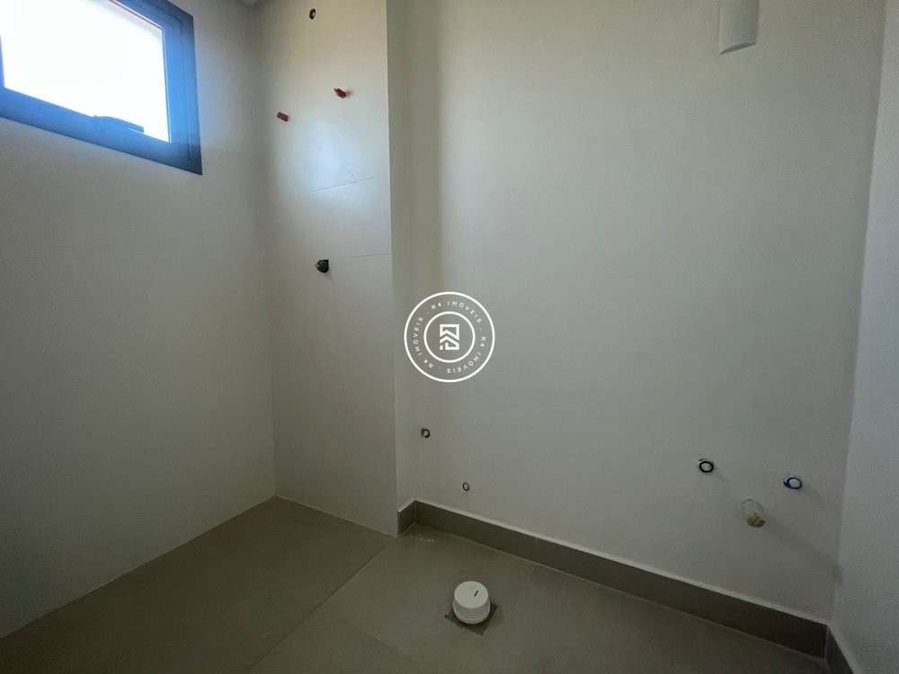 Apartamento Novo com 02 Sutes