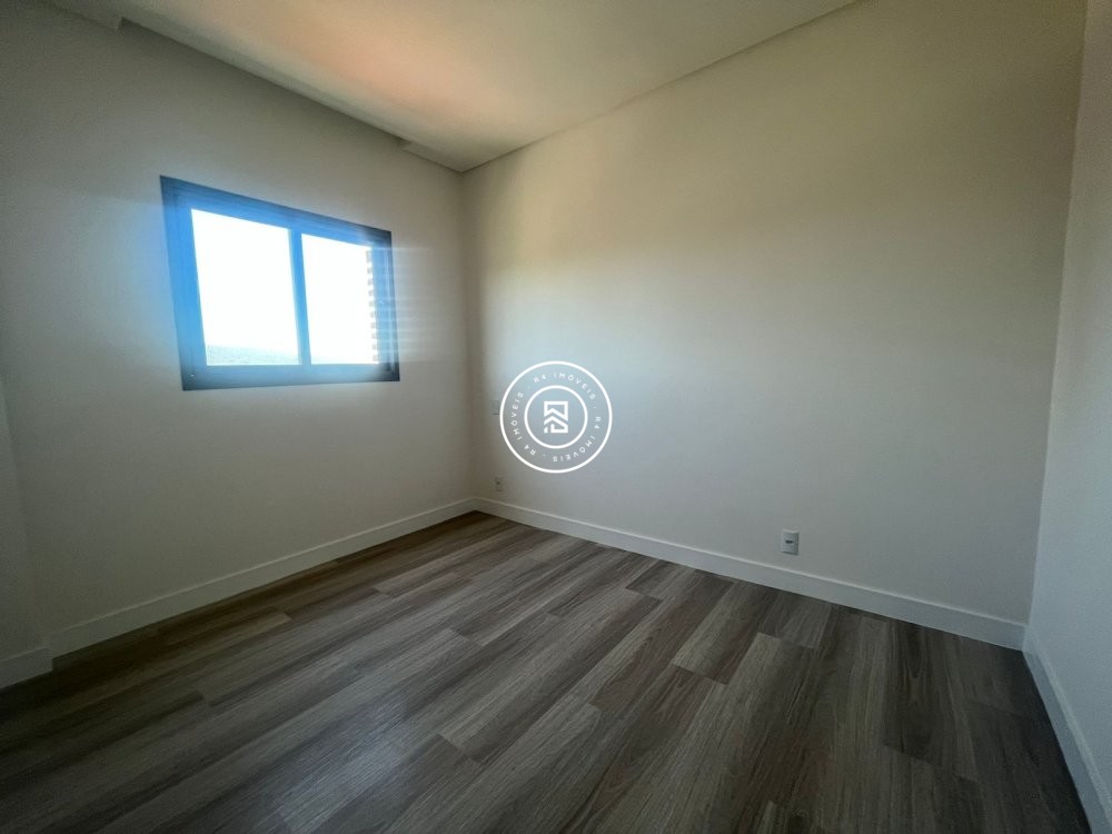 Apartamento Novo com 02 Sutes