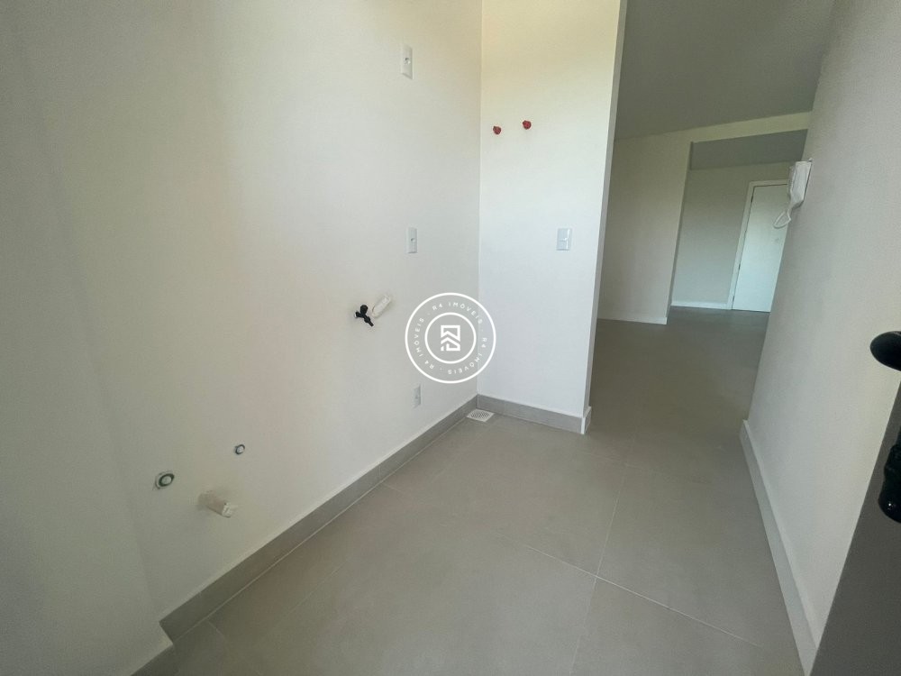 Apartamento Novo com 02 Sutes