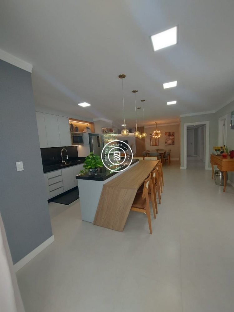 Lindo Apartamento Mobiliado em Itapema