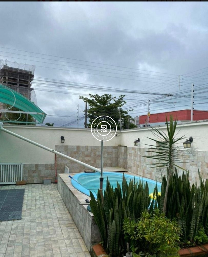 Casa semi-mobiliada em Porto Belo