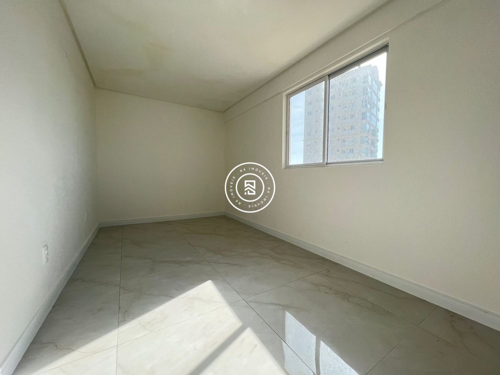 Apartamento novo em Porto Belo