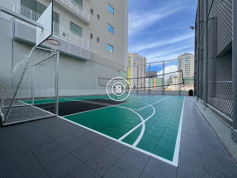 Apartamento novo com ampla vista mar