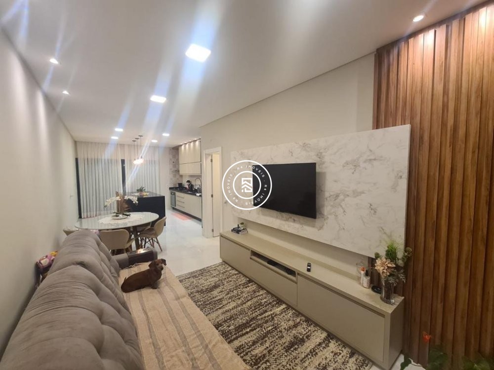 Sobrado Mobiliado no bairro Morretes